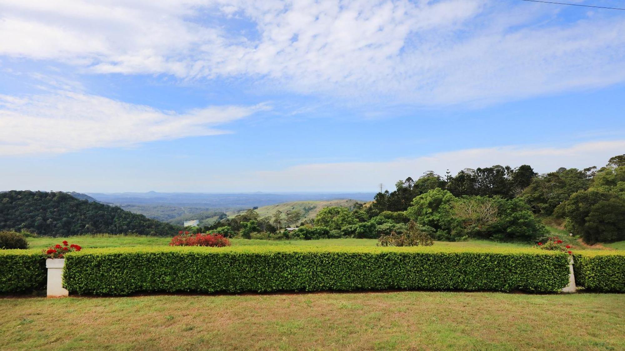 Maleny Views Motel Exterior photo