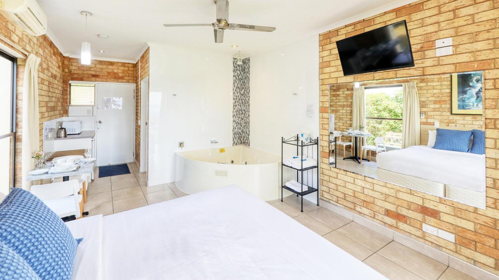 Maleny Views Motel Exterior photo